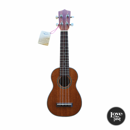 Accacia - Ukelele Soprano Cedro 21" con Funda